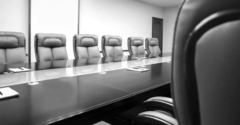 Where to Buy Executive & Conference Tables Near Me in PCMC